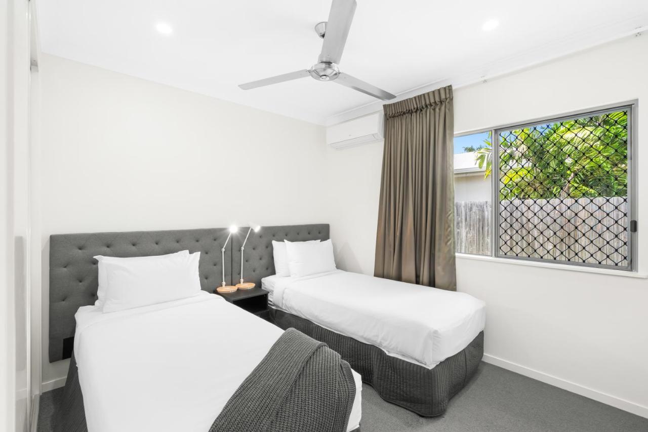 Blue Lagoon Villas Trinity Beach Exterior foto